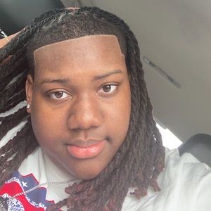 Meet your Posher, Marion